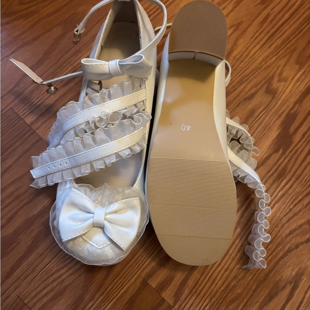 Sweet Lolita Ruffle Bow Mary Jane Shoes with Block Heel - Picture 5 of 5